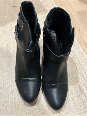 rag & bone Black Leather Ankle Booties